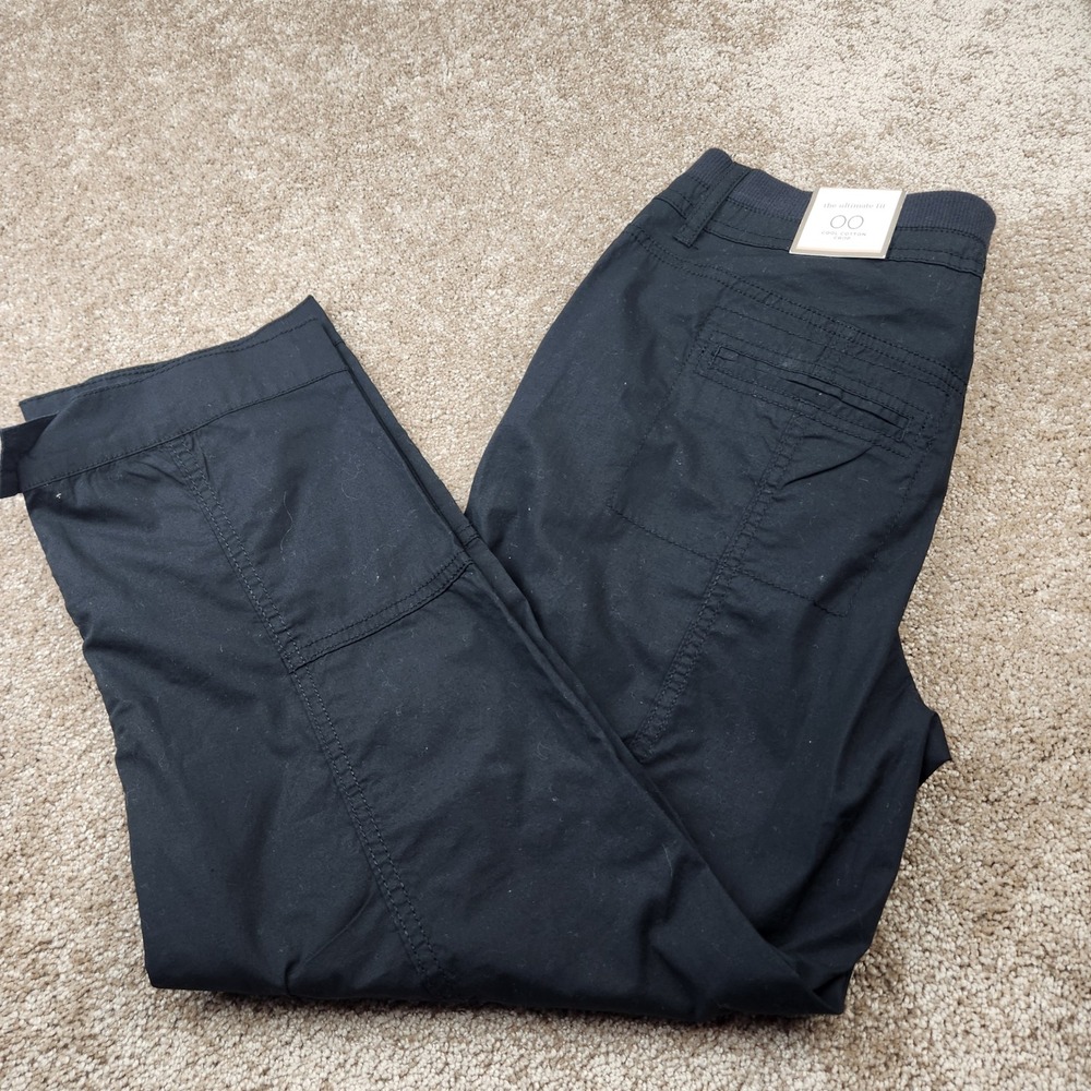 Chicos Ultimate Fit Cool Cotton Crop Pants Black Cargo Utility Size 00 US 2